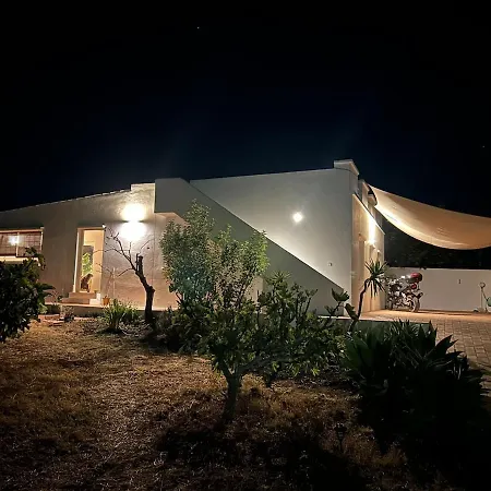 House In Paradise Dom wakacyjny Arroteia de Baixo